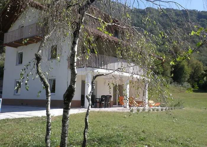 Soca House Apartament *